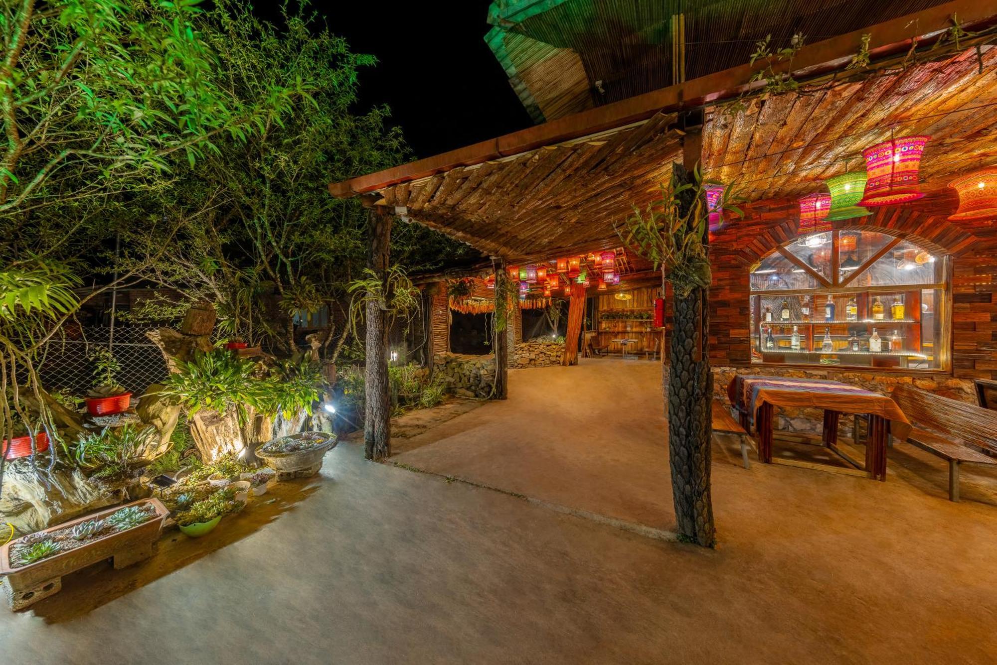 Sapaxa Spring Garden Ecolodge ภายนอก รูปภาพ