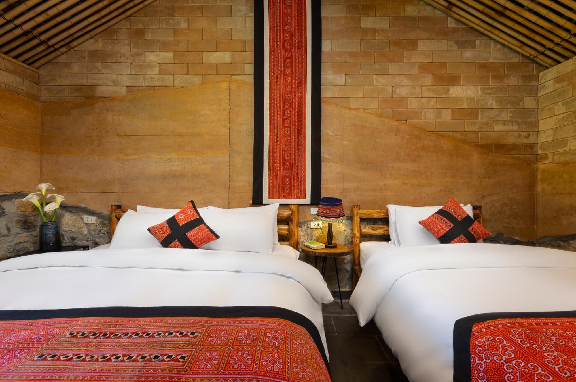 Sapaxa Spring Garden Ecolodge ภายนอก รูปภาพ