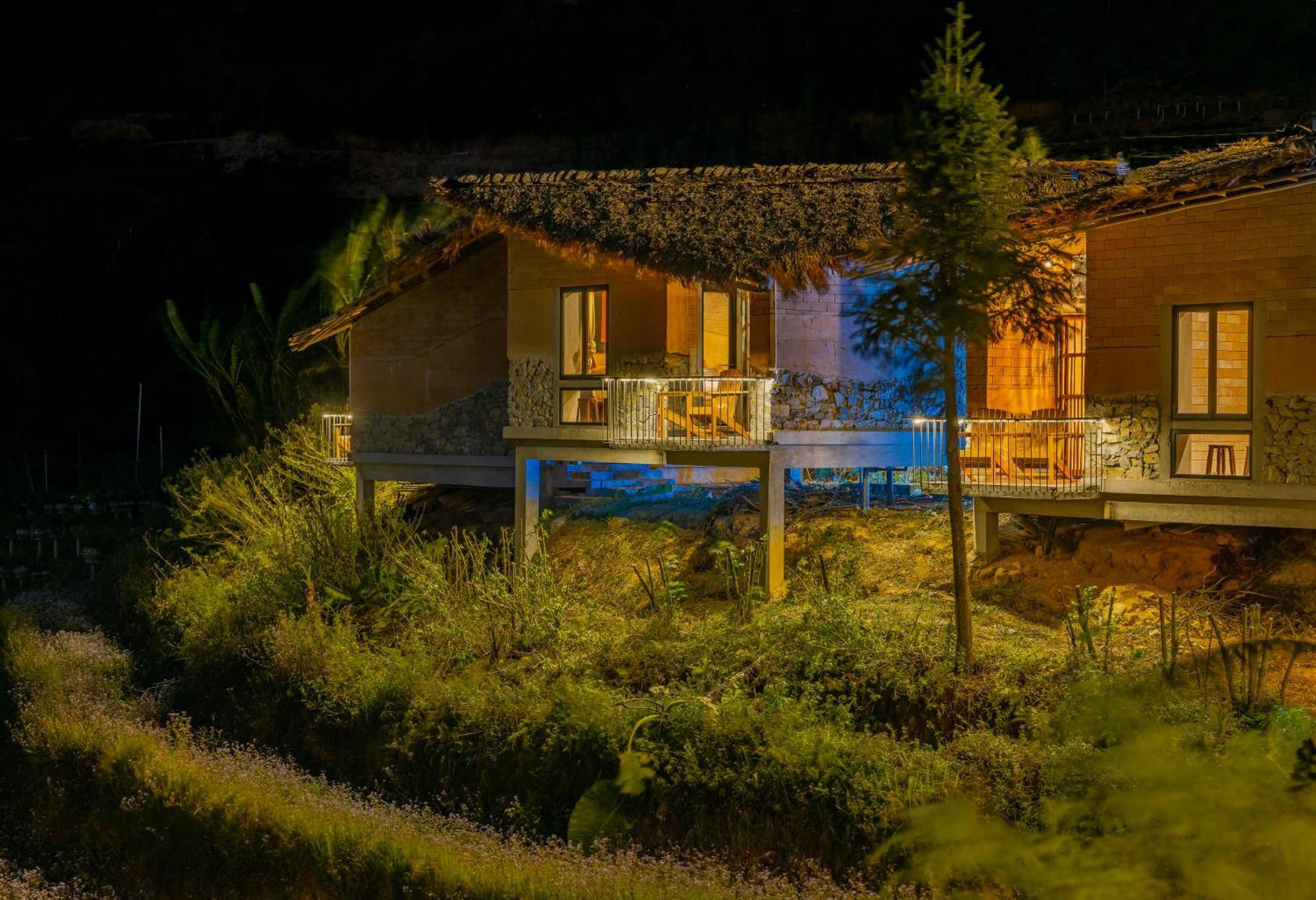 Sapaxa Spring Garden Ecolodge ภายนอก รูปภาพ