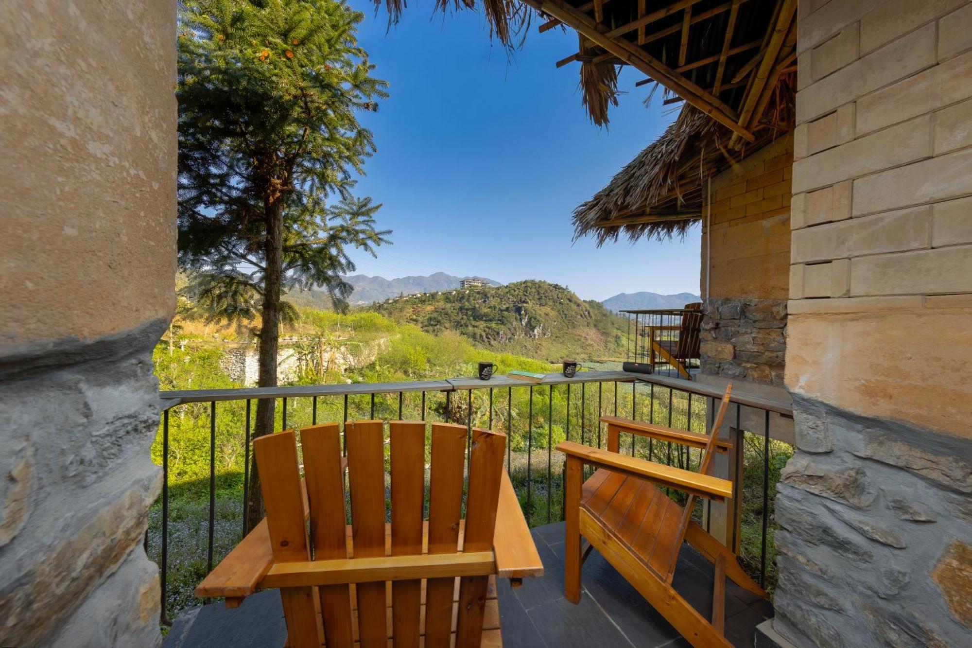 Sapaxa Spring Garden Ecolodge ภายนอก รูปภาพ